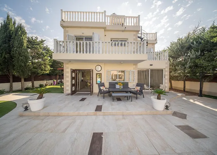 The Nissi Duo Collection * Ayia Napa