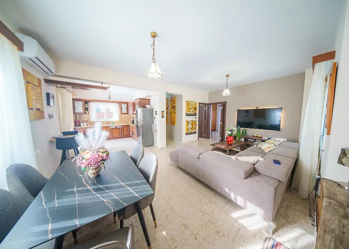 The Nissi Duo Collection * Ajía Nápa