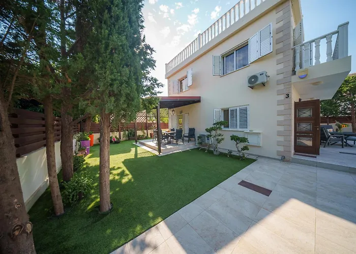 Villa The Nissi Duo Collection