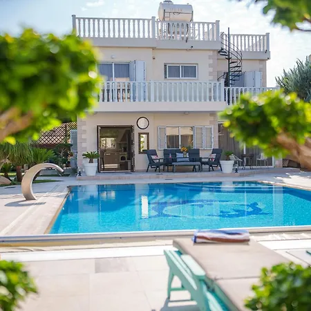 The Nissi Duo Collection * Agia Napa