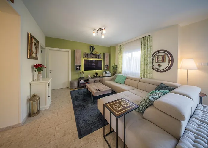 Willa The Nissi Duo Collection